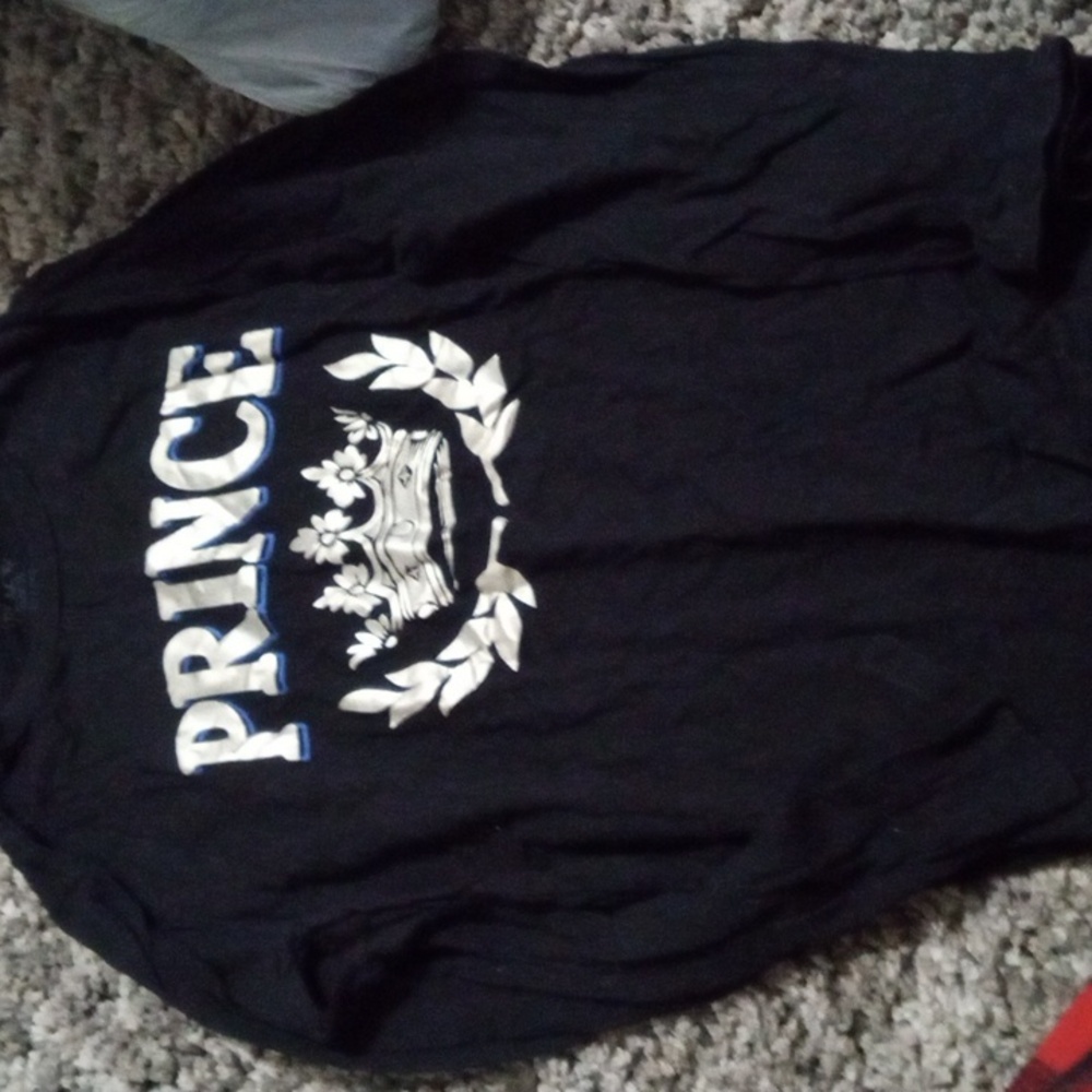 Long sleeve tee